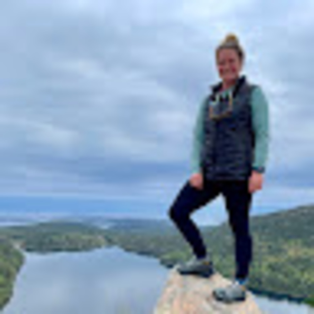 Meet your Posher, Maddie: